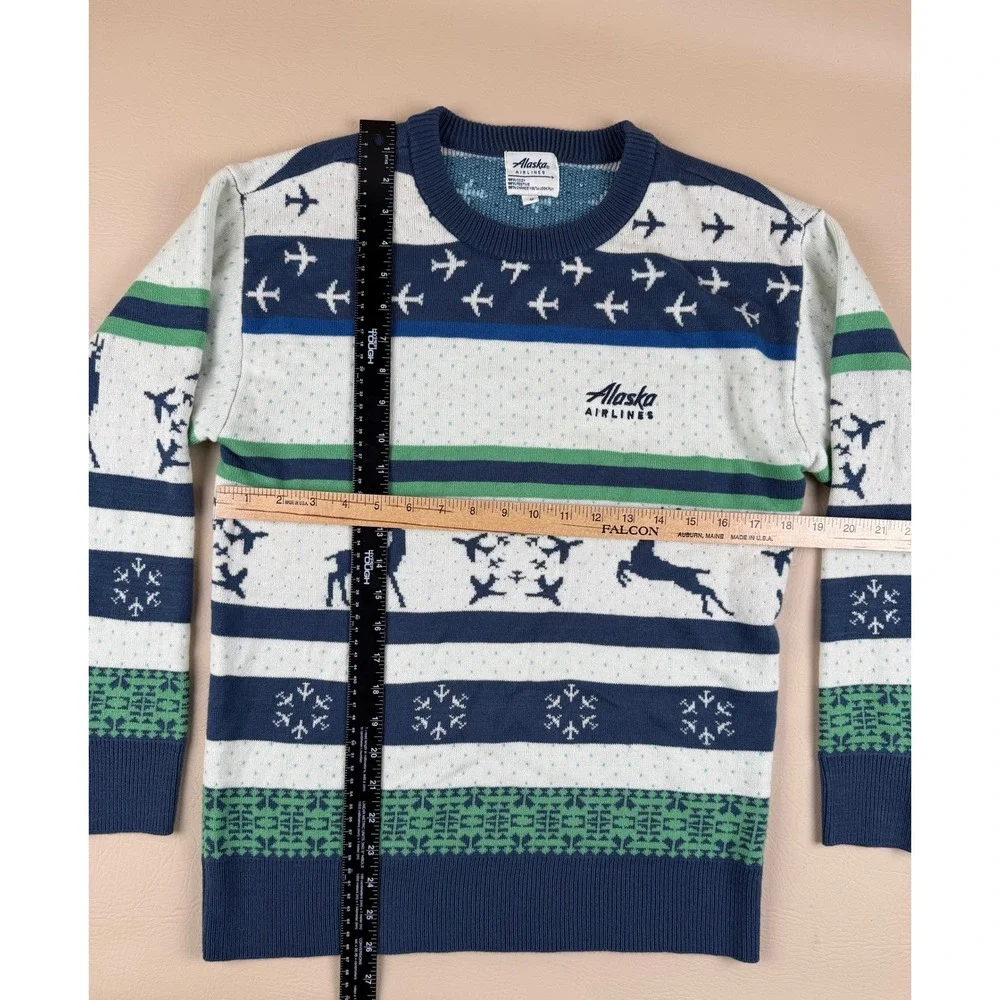 Alaska Airlines Medium Sweater Holiday Ugly Christmas Acrylic Airplane Reindeer